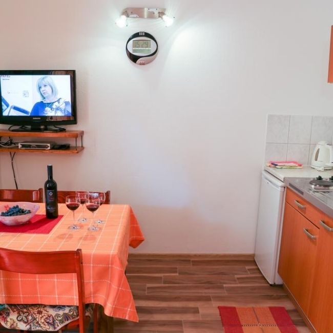 tanie i wygodne-noclegi-brac-renato-2+2