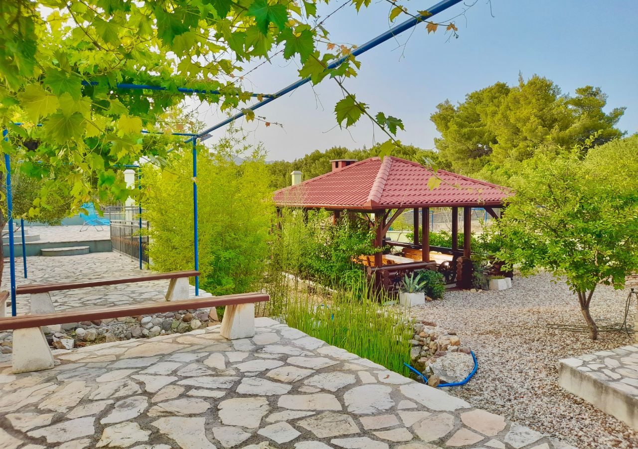 take-me-to-croatia_willa-last-chance