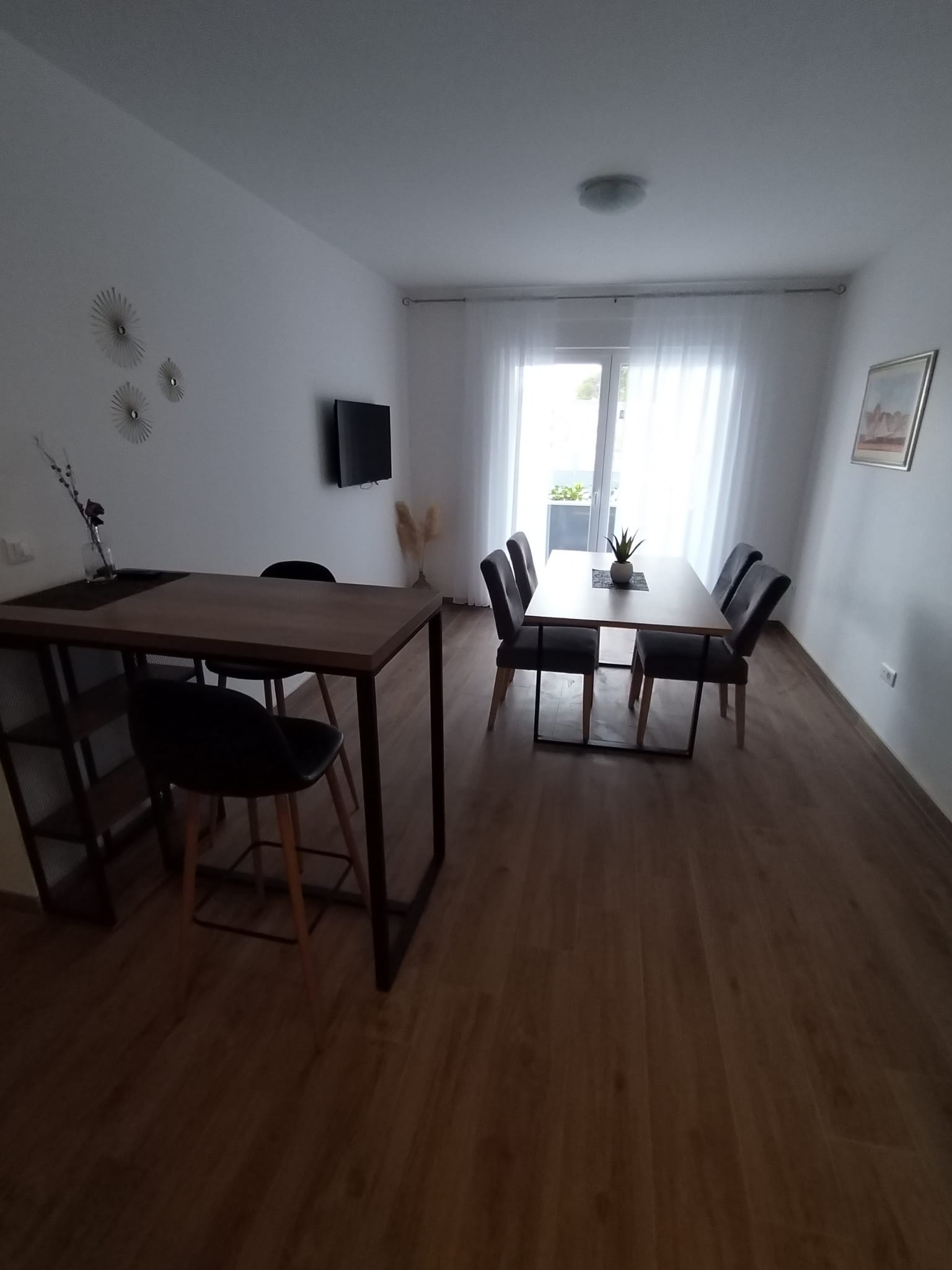 baska-voda_apartament-6-osobowy_jadalnia-3