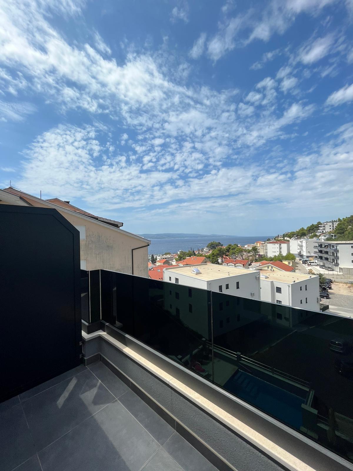 Baska Voda - Komfortowy apartament dla trzech osób z basenem (1)