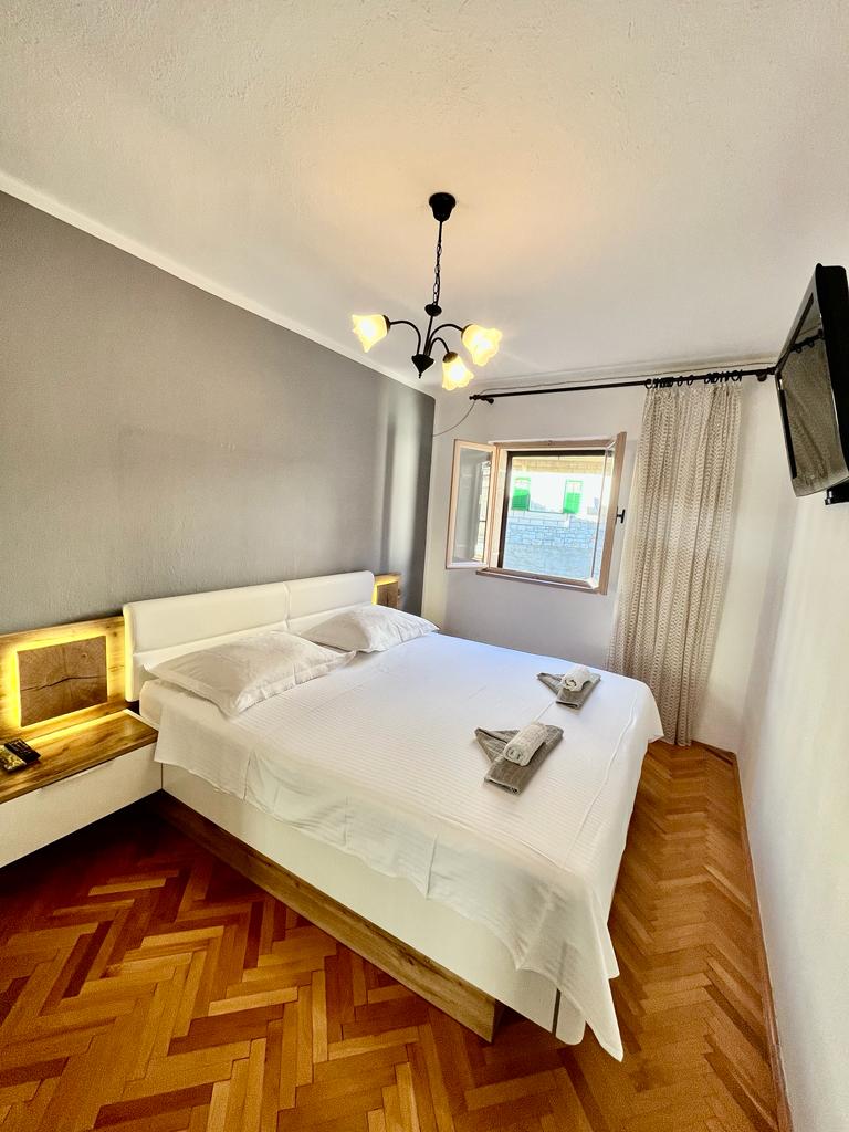 small apartament on the sea - bedroom