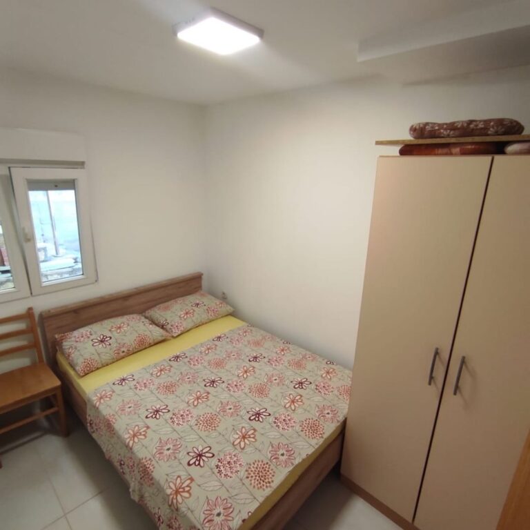 Apartament 4 (ł˙ozko podwójne (160*200)