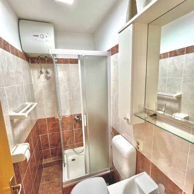 apartament 4 (2.)