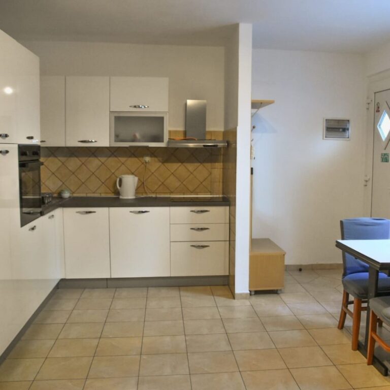 Apartamenty_Doris_4_+_2 (23)