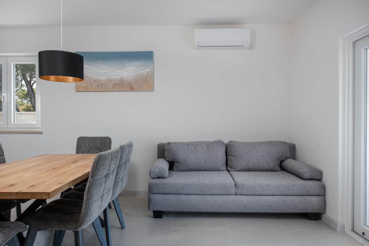 Villa_Dean_willa_z_basenem_dla_6_osób_Povlja_wyspa_Brač (30)