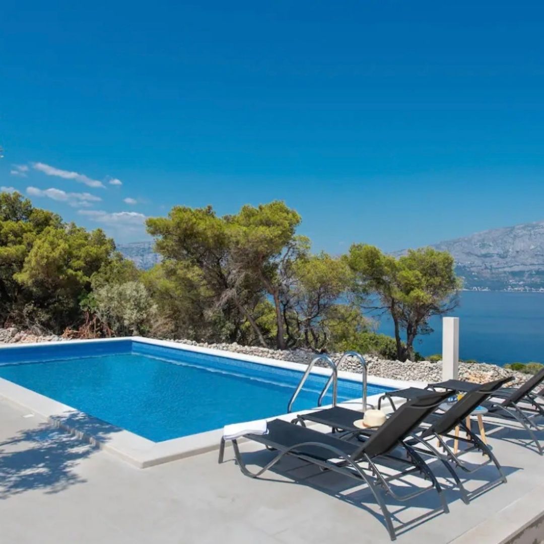 Villa_Dean_willa_z_basenem_dla_6_osób_Povlja_wyspa_Brač (6)