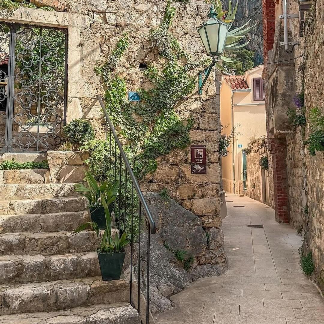 Wycieczka statkiem Omiš & Cetina z Supetar (13)